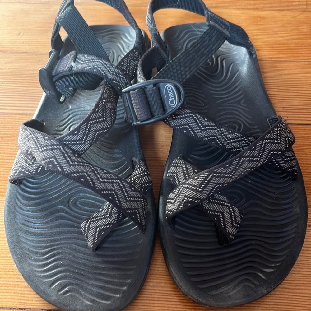 Chacos With Toe Loop - image 1
